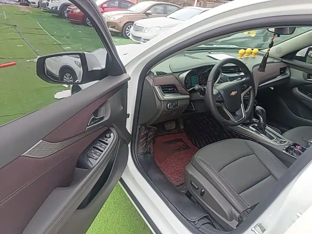 Chevrolet Malibu — миниатюра 16