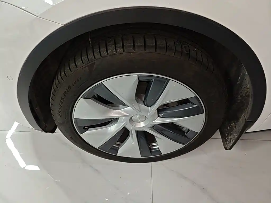 Tesla Model Y — фотографии объявления, Фото 23