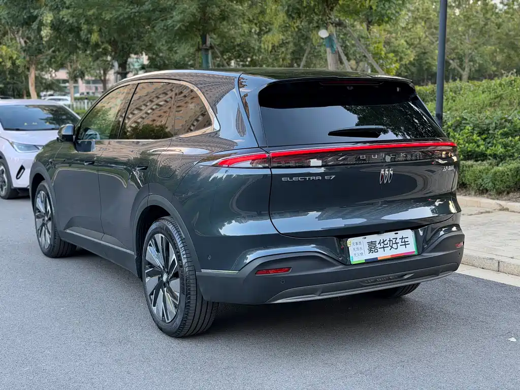 Buick Electra E7 — миниатюра 8