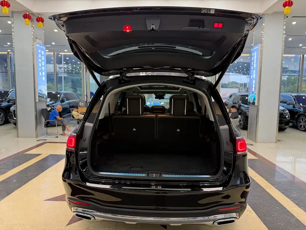 Mercedes-Benz GLS — миниатюра 20