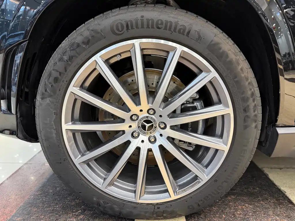 Mercedes-Benz GLS — миниатюра 12