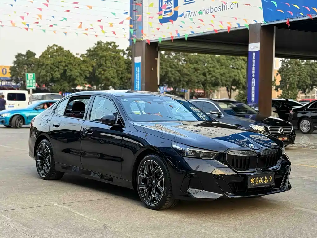 BMW 5 Series 5 2025 530Li Premium M Sport