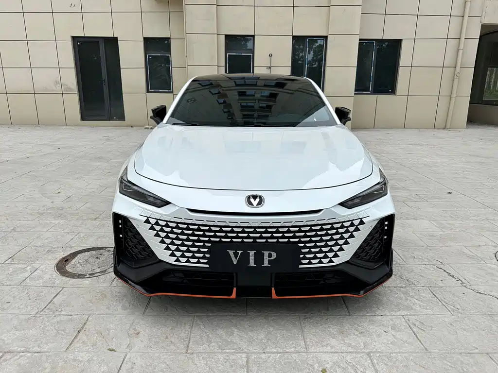 Changan UNI-V 2023 2.0T