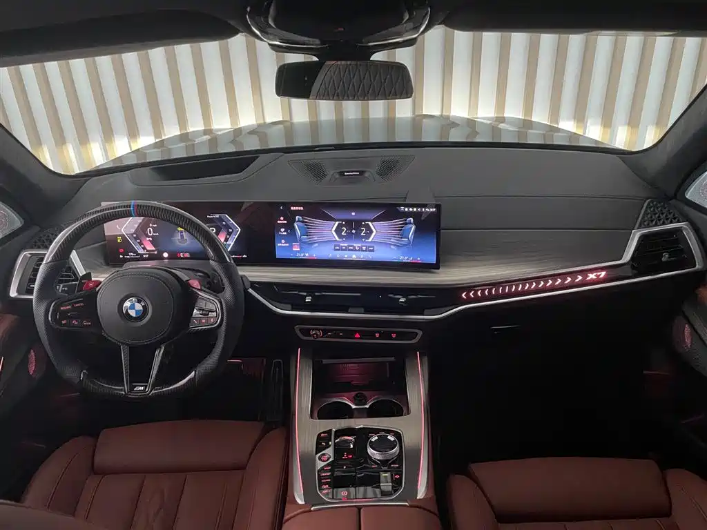 BMW X7 — миниатюра 13