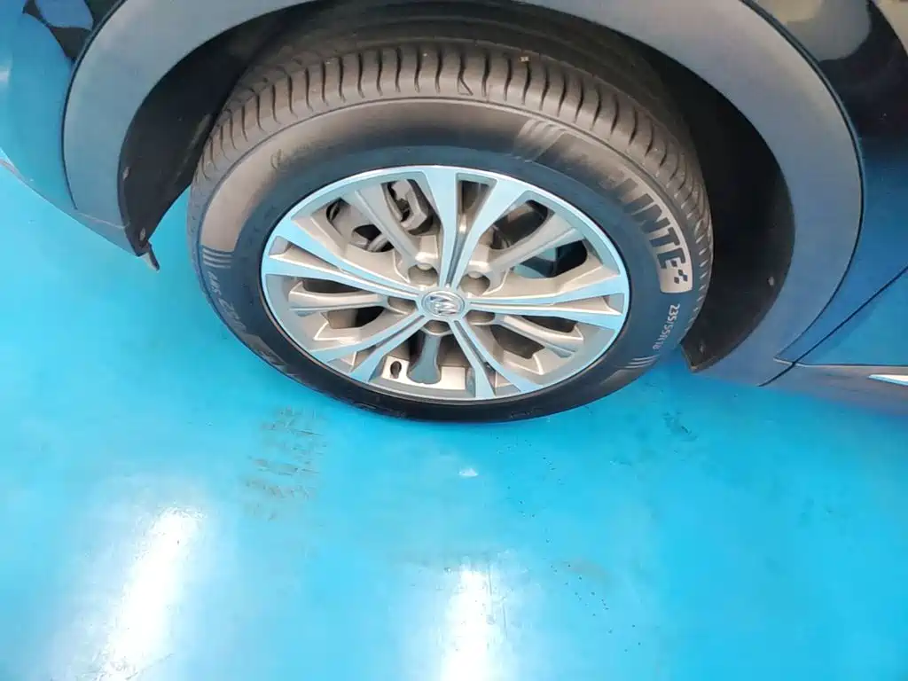 Buick Envision Plus — миниатюра 23