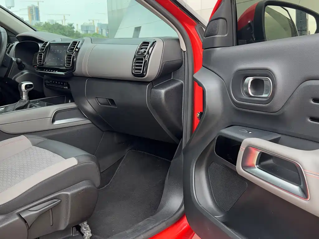 Citroen C5 AIRCROSS — миниатюра 18