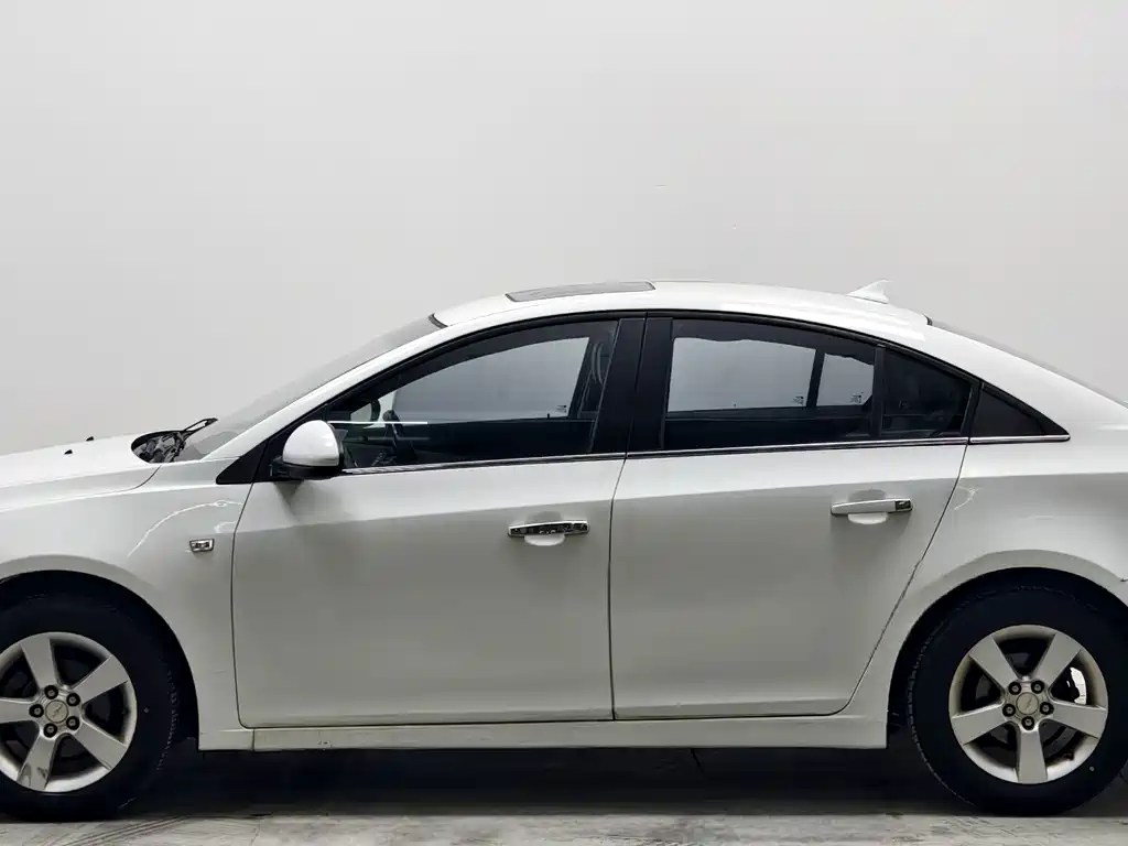 Chevrolet Cruze — миниатюра 7