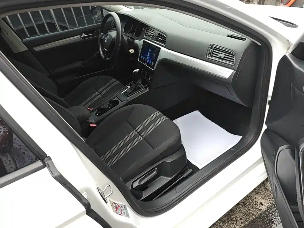 Volkswagen Lamando — миниатюра 25
