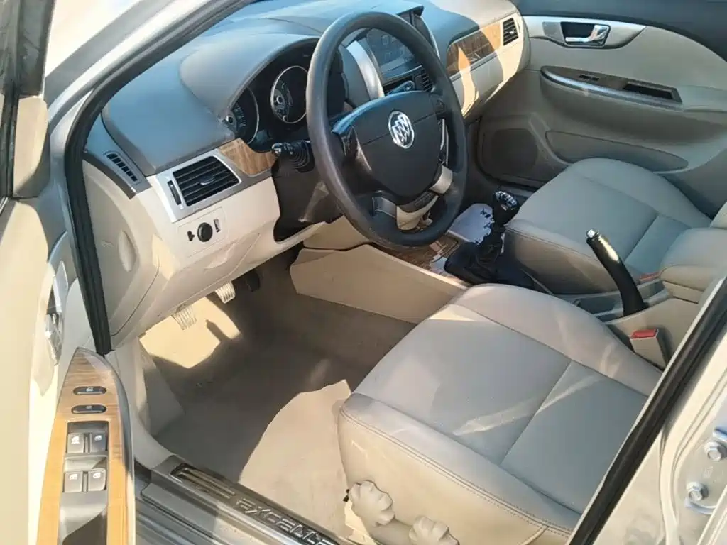 Buick Excelle — миниатюра 15