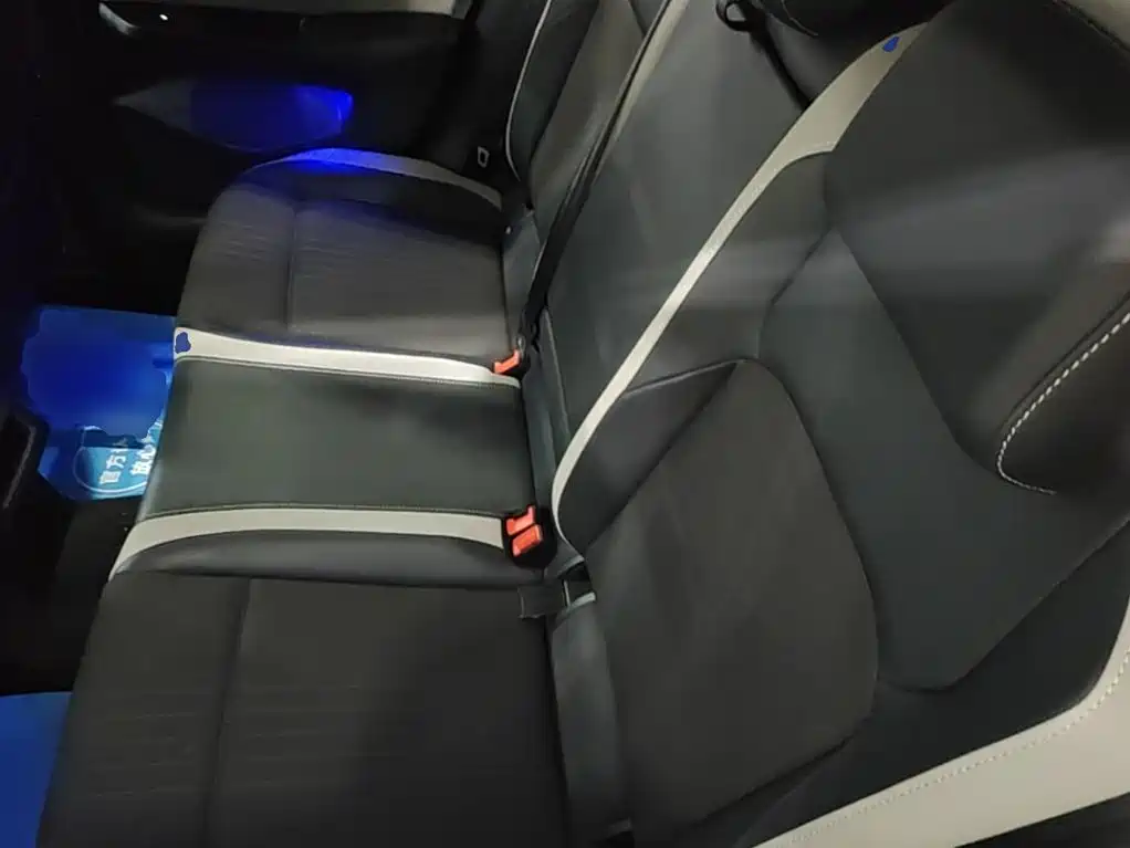 Volkswagen Golf — миниатюра 17