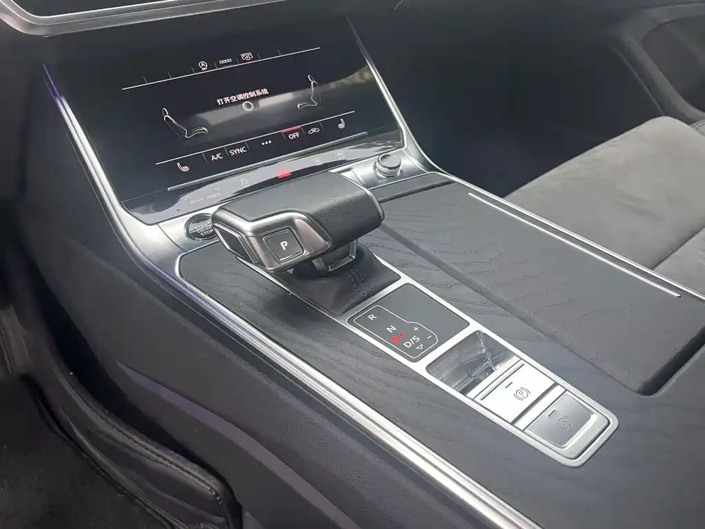 Audi A6L — миниатюра 11