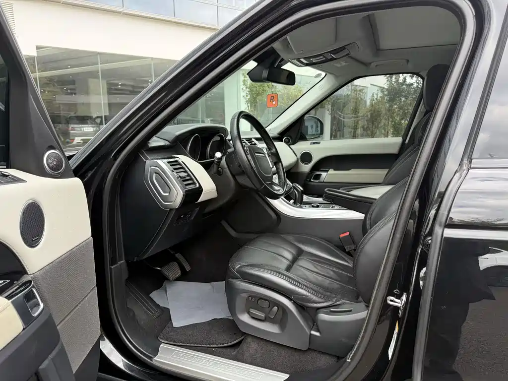 Land Rover Sport — миниатюра 15