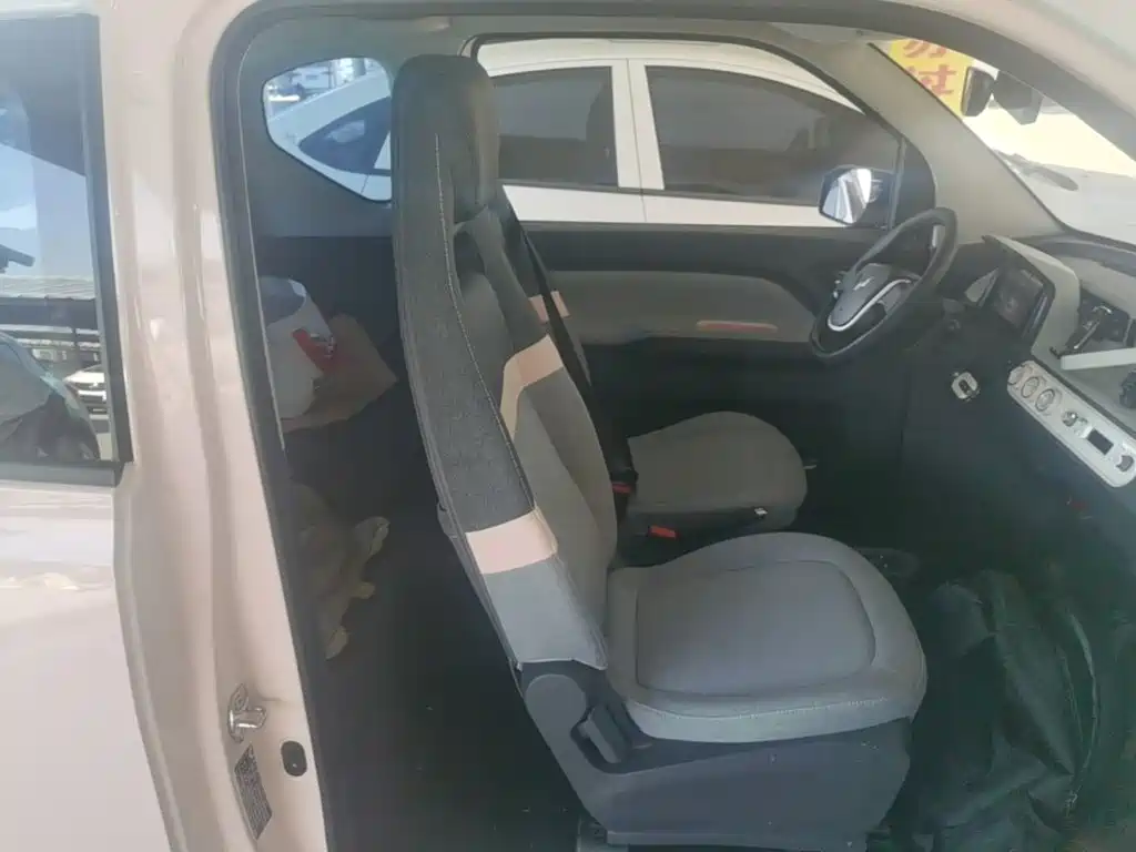 Wuling MINIEV — миниатюра 25