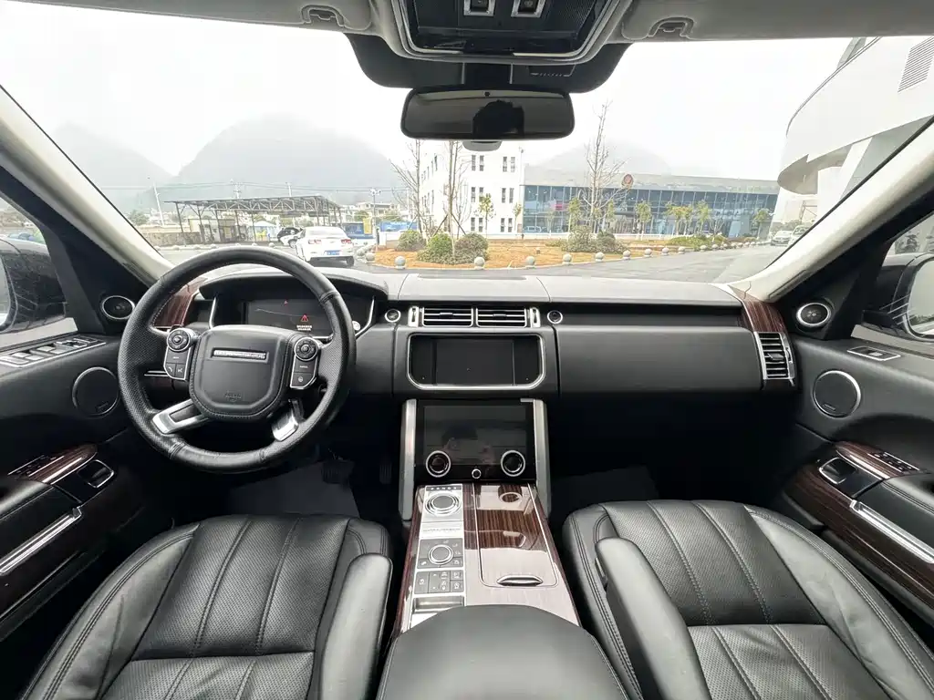 Land Rover Range Rover — миниатюра 15