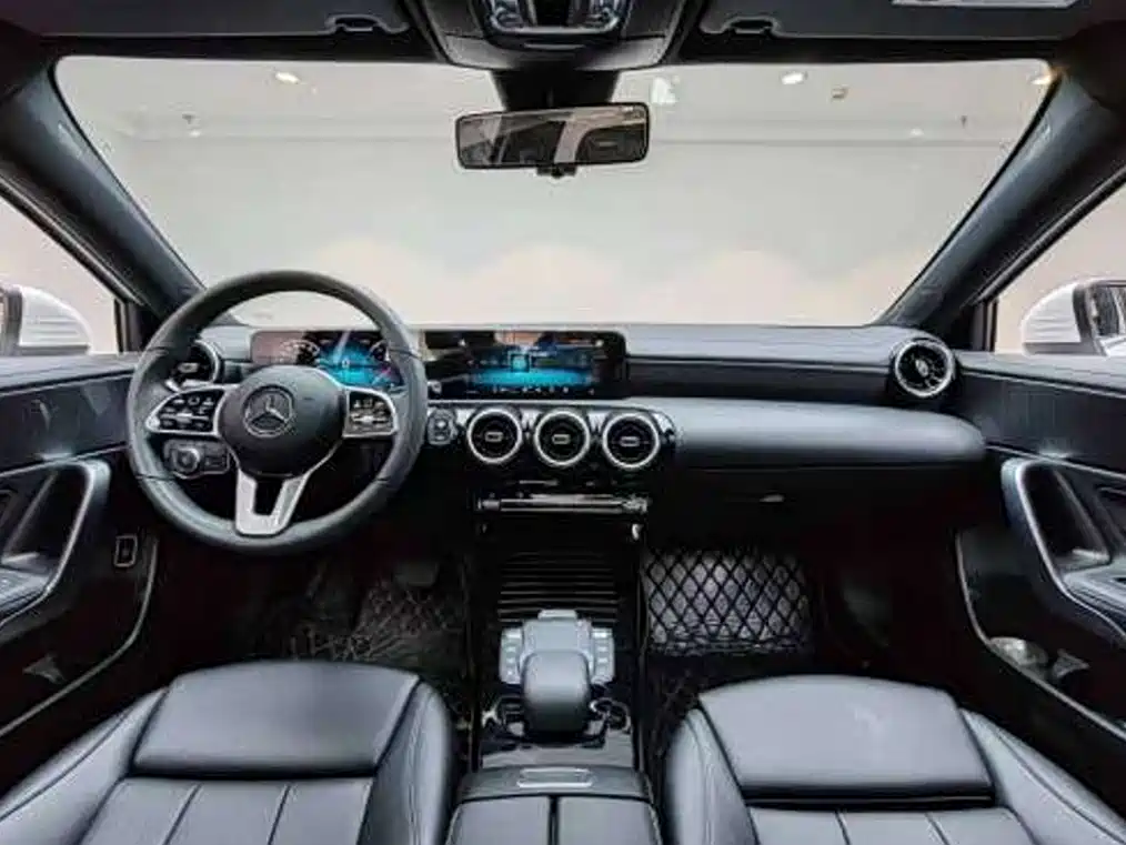 Mercedes-Benz A-Class — миниатюра 9