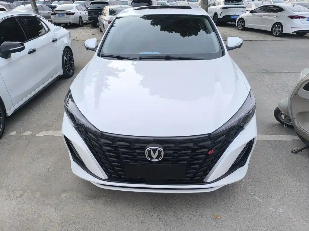 Changan Eado — миниатюра 2