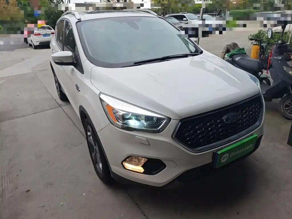 Ford Kuga — миниатюра 4