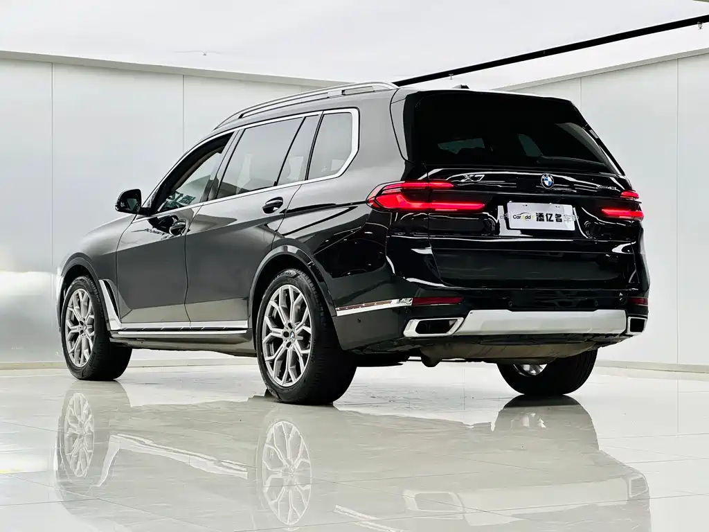 BMW X7 — миниатюра 5