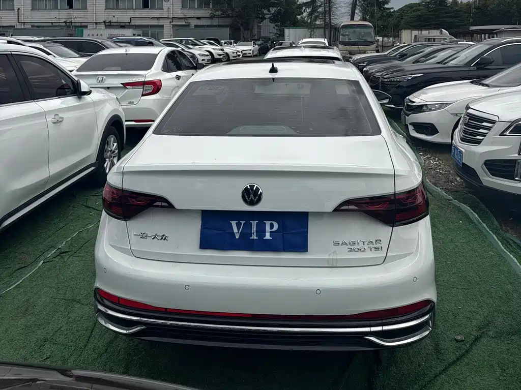 Volkswagen Sagitar — миниатюра 3