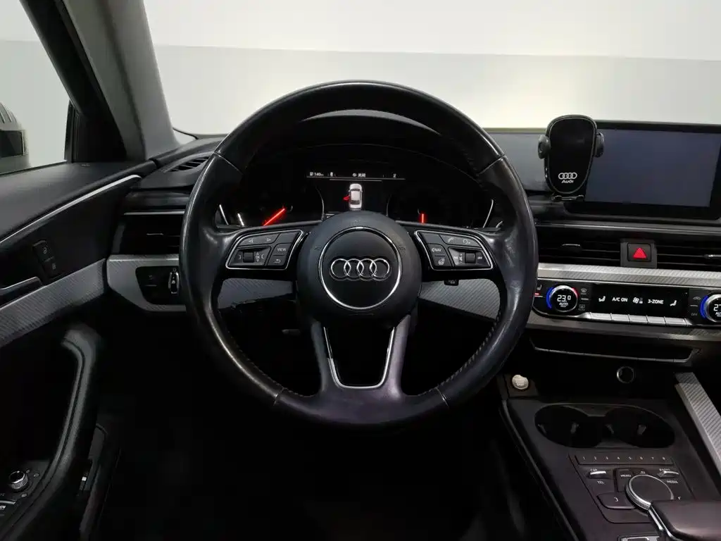 Audi A4L — миниатюра 11