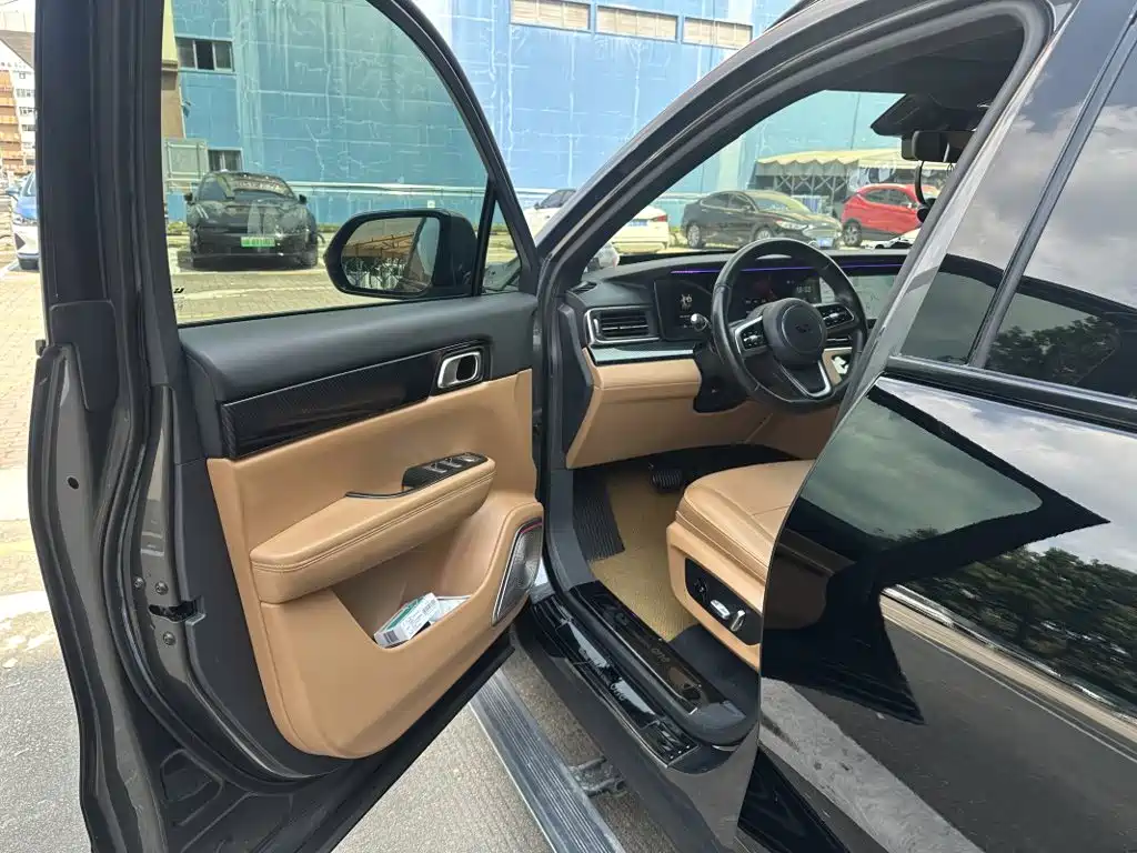 Li Auto Li ONE — миниатюра 4