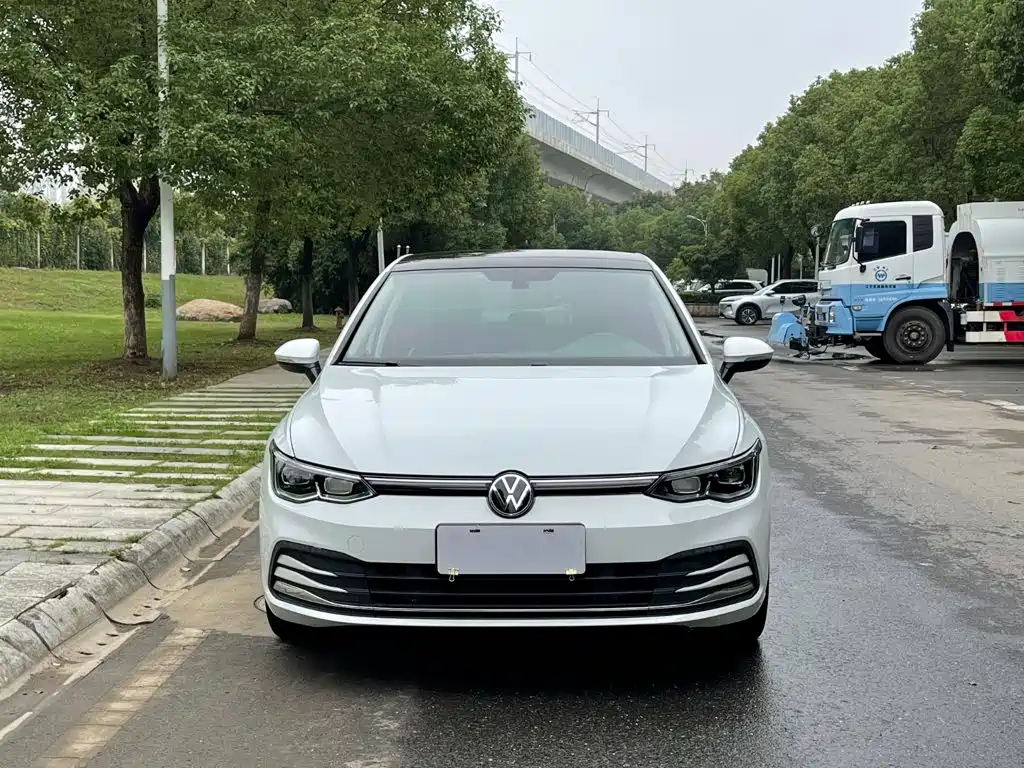 Volkswagen Golf — миниатюра 4