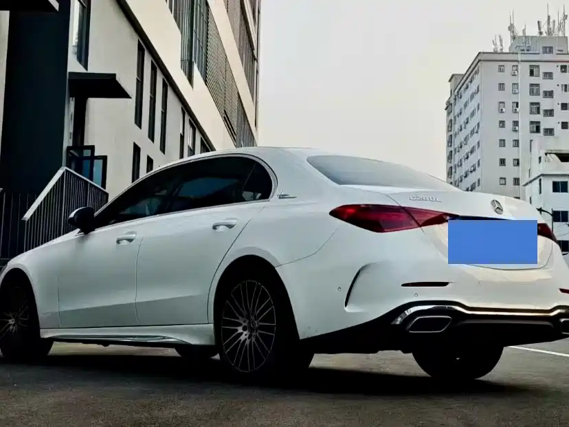 Mercedes-Benz C-Class — миниатюра 9