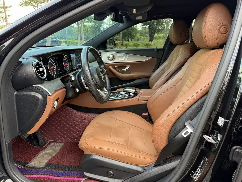 Mercedes-Benz E-Class — миниатюра 5