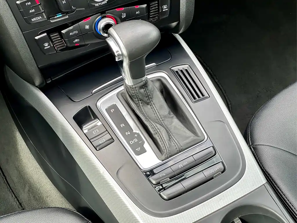 Audi A4L — миниатюра 16