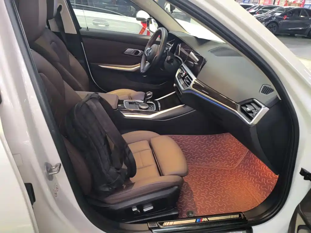 BMW 3 Series — миниатюра 25