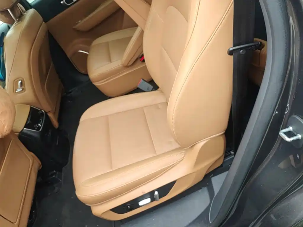 Li Auto Li ONE — миниатюра 17