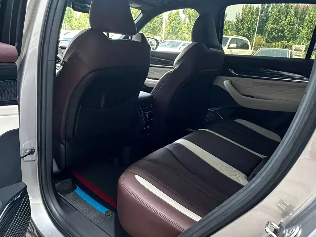 Geely Xingyue L — миниатюра 7