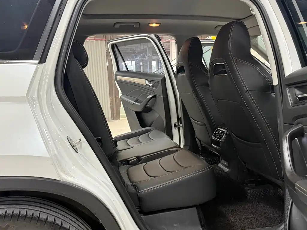Skoda Kodiaq — миниатюра 16