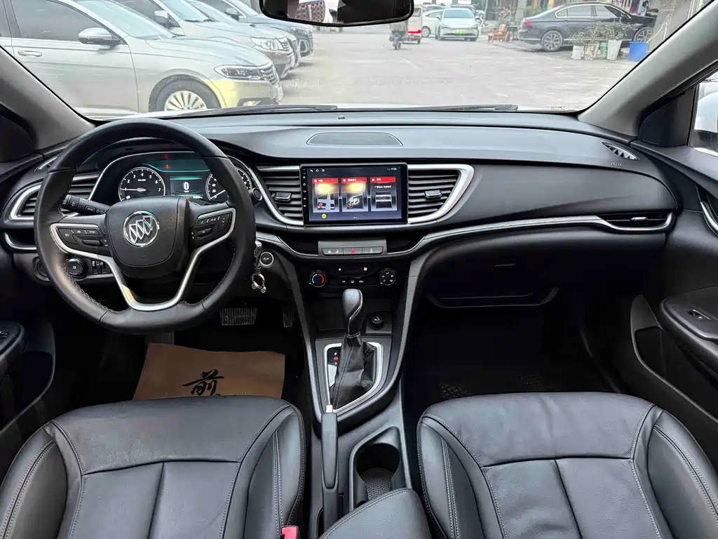 Buick Excelle — миниатюра 8