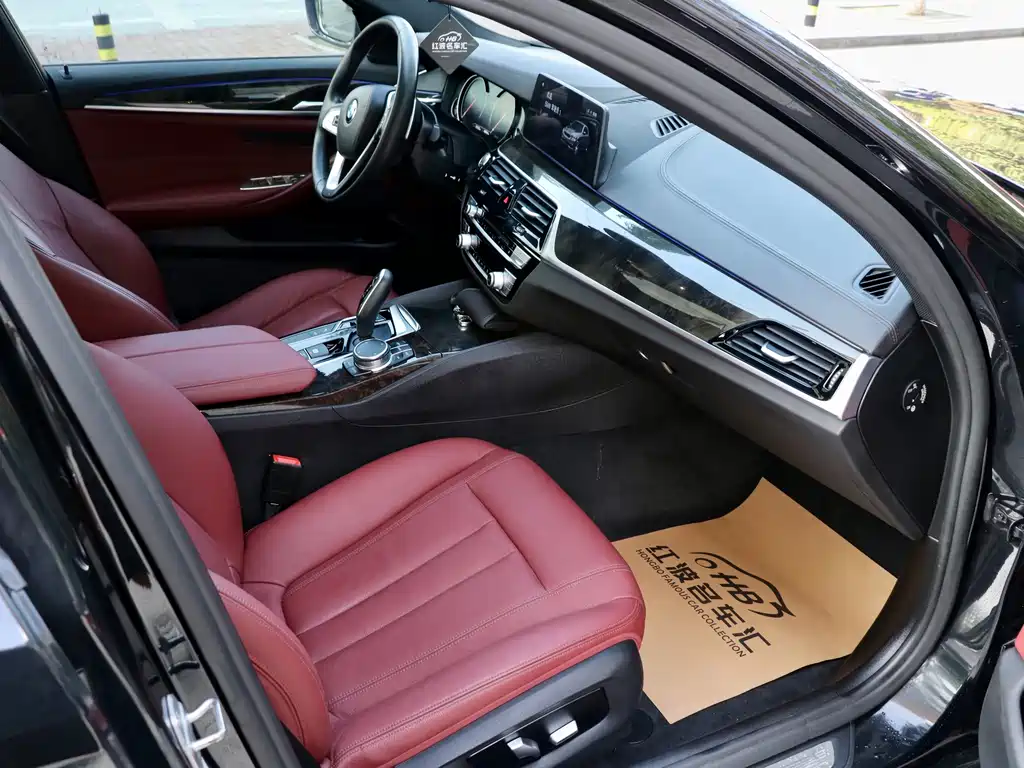 BMW 5 Series — миниатюра 12