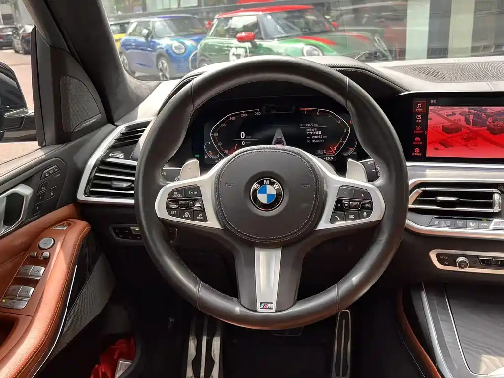 BMW X7 — миниатюра 17