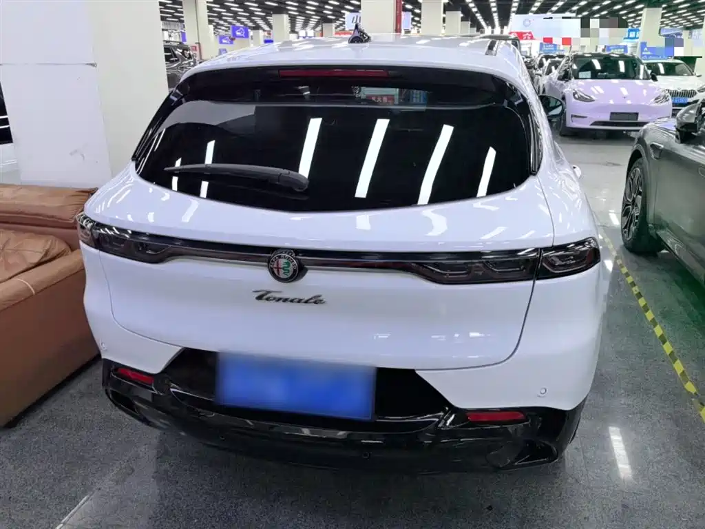Alfa Romeo Tonale 2023 2.0T 268HP AWD Veloce