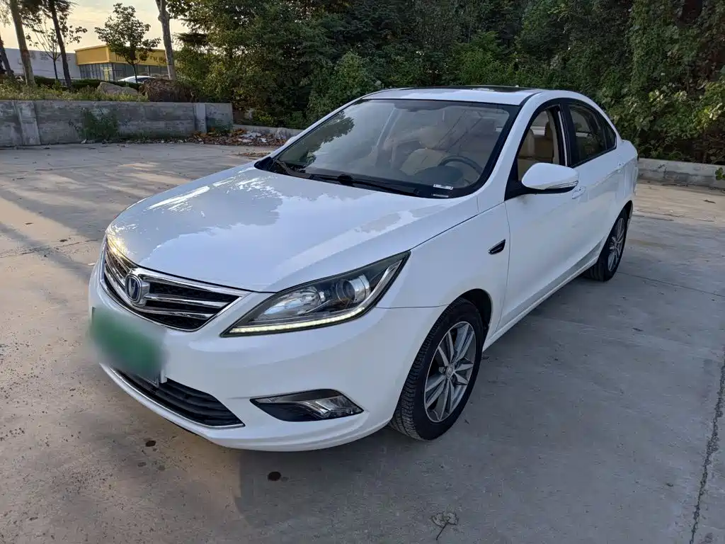 Changan Eado — миниатюра 2