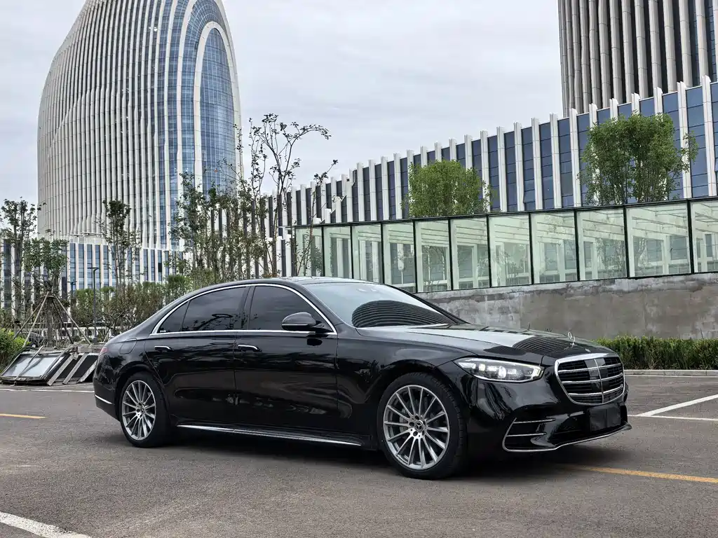 Mercedes-Benz S-Class — миниатюра 3