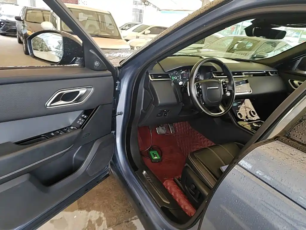 Land Rover Velar — миниатюра 16