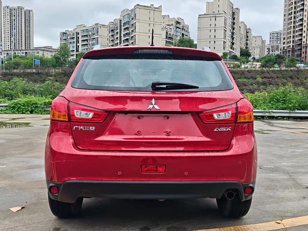 Mitsubishi ASX — миниатюра 12