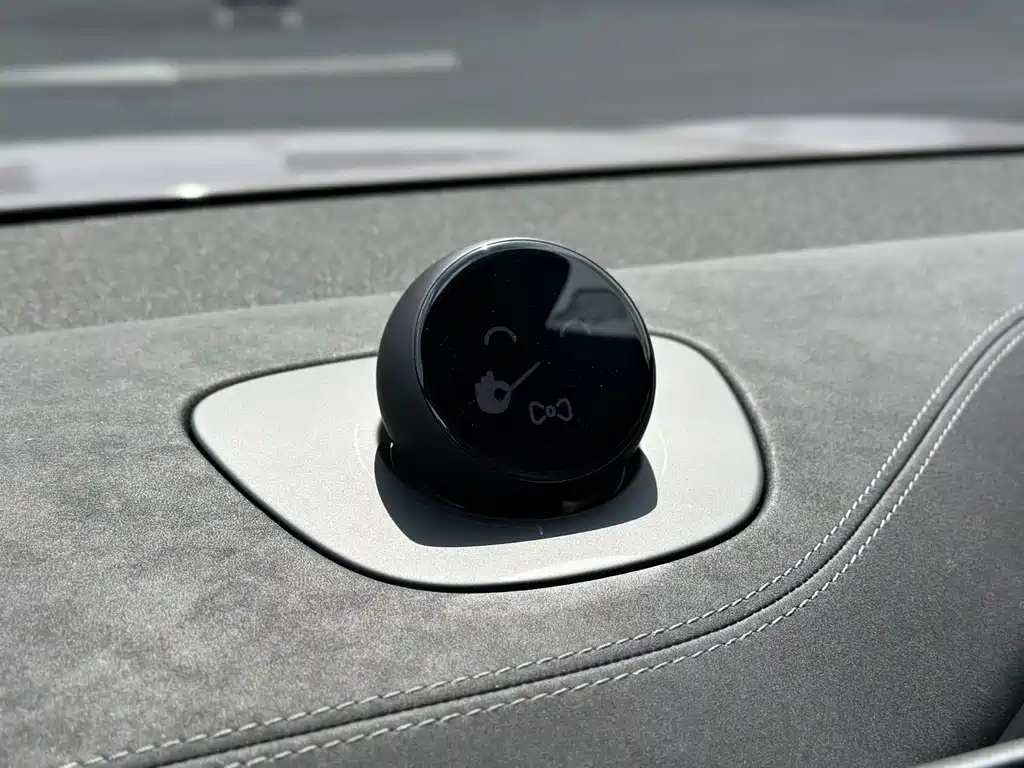 NIO EC6 — миниатюра 18