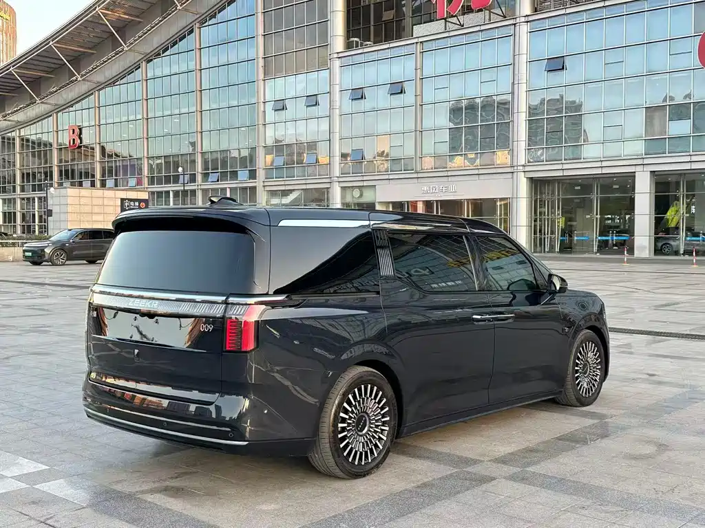 ZEEKR EXTREME KRYPTON 009