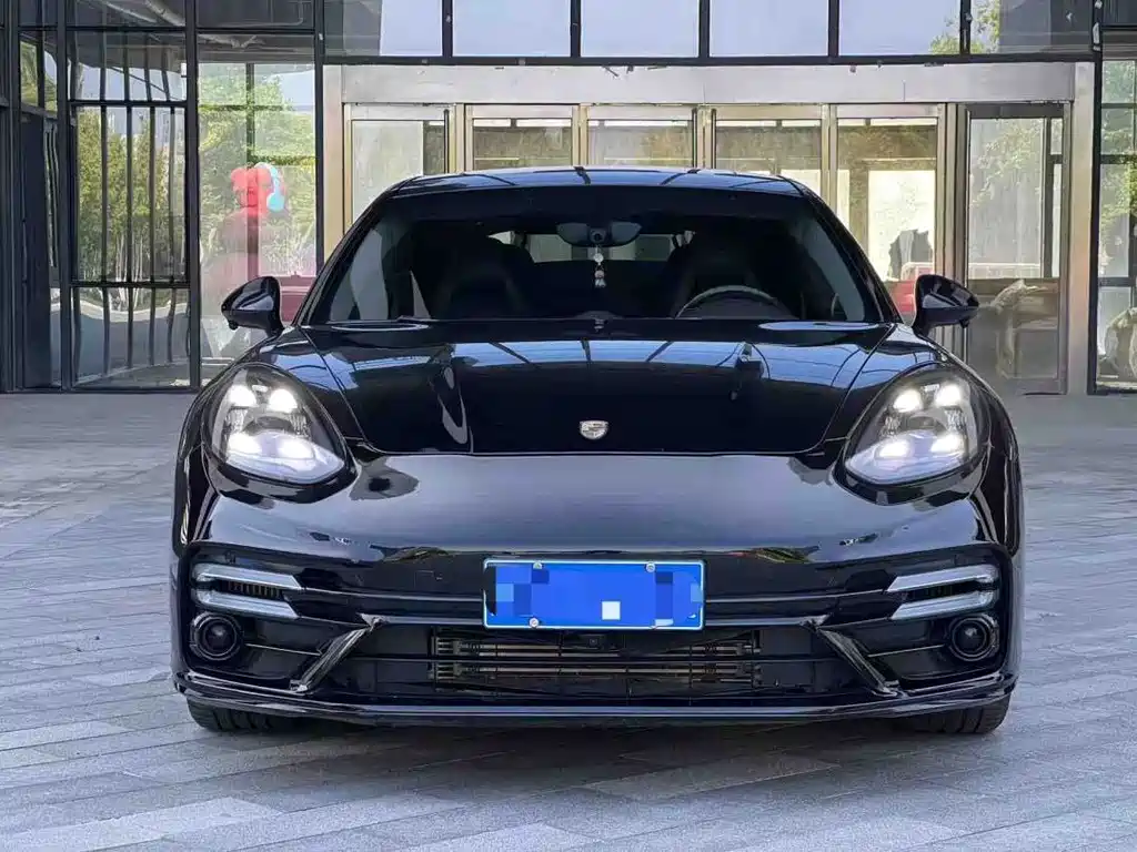 Porsche Panamera — миниатюра 2