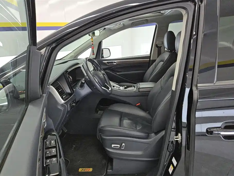 GAC M8 2023 390T Premium