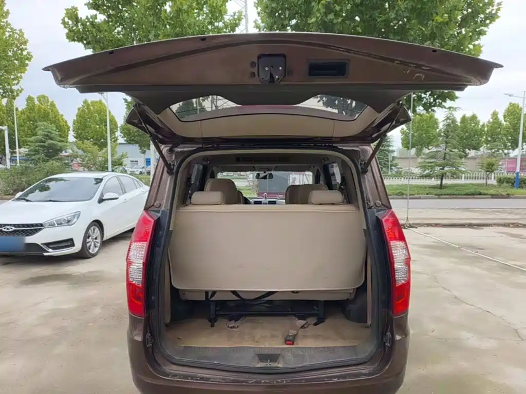 Wuling Hongguang — миниатюра 19