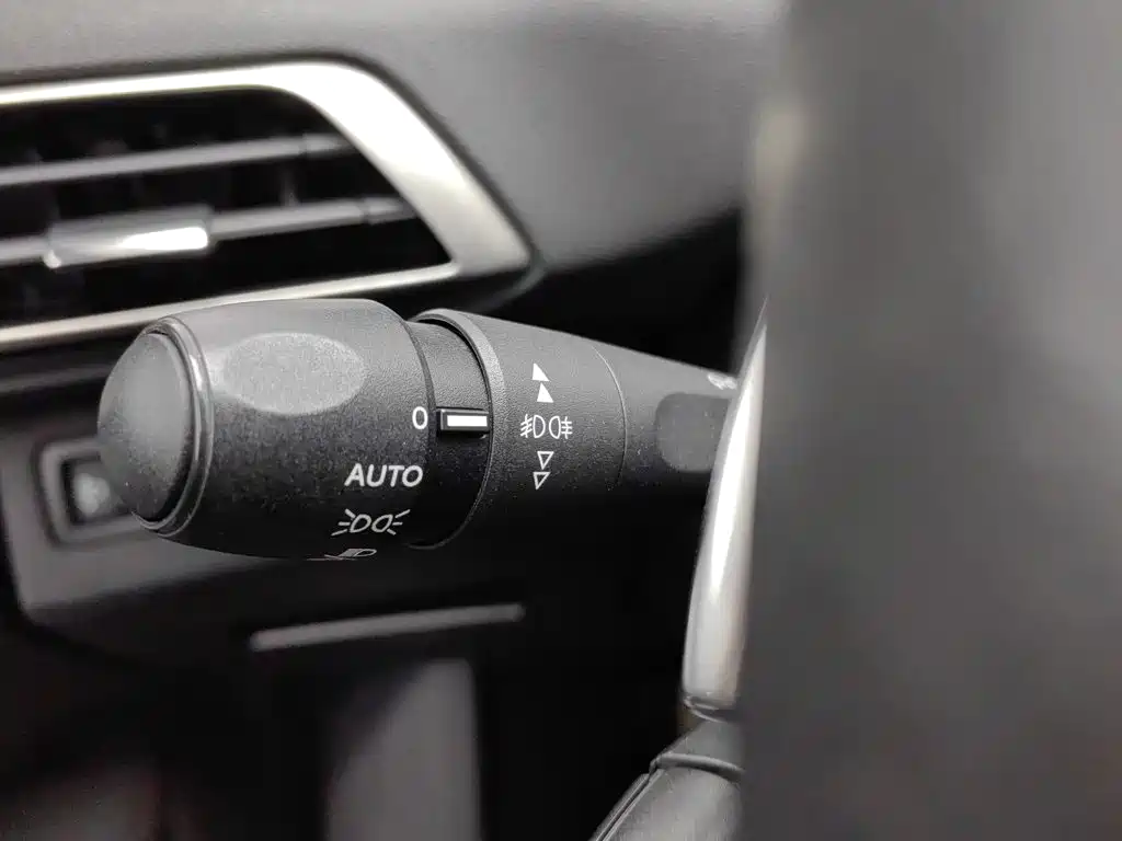 Peugeot 4008 — миниатюра 21