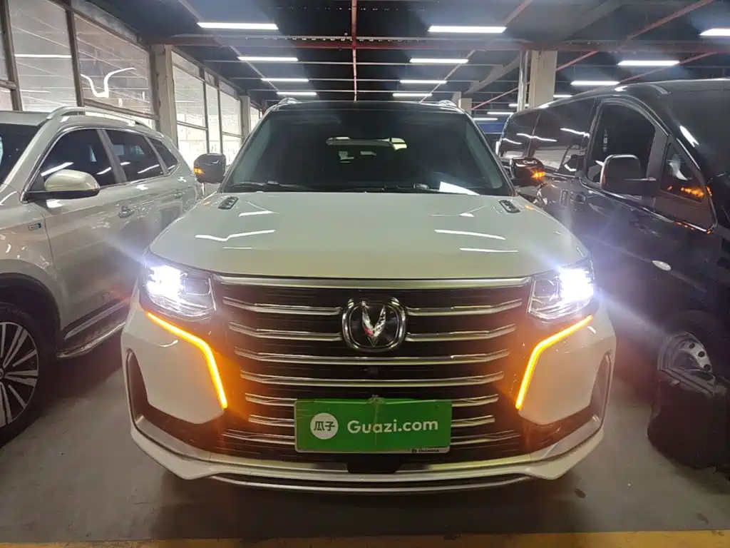 Changan CS95 — миниатюра 3