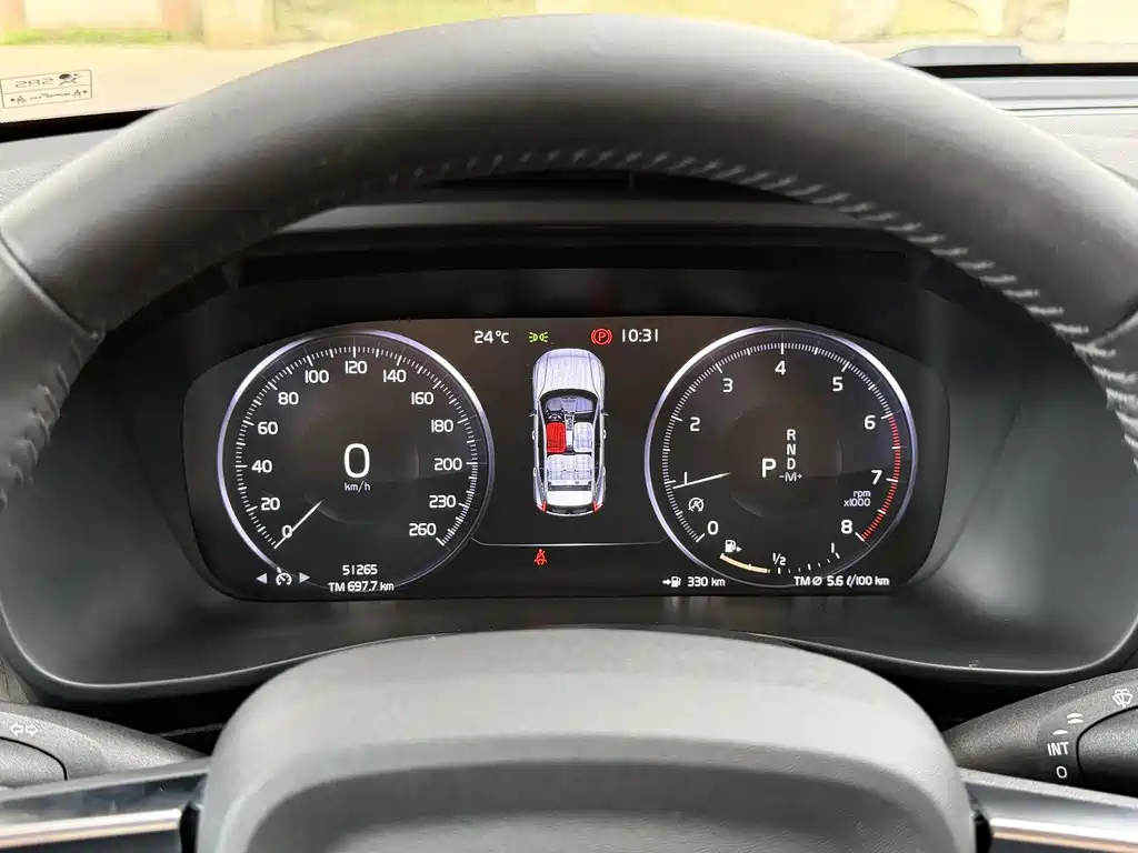Volvo XC40 — миниатюра 9