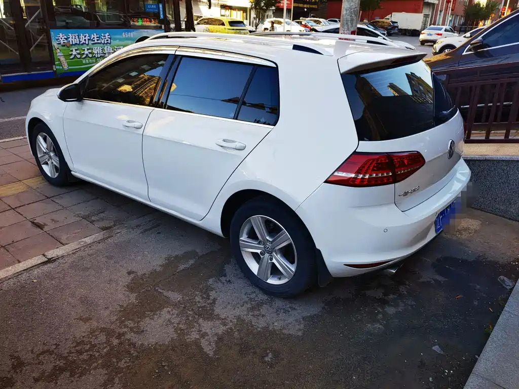 Volkswagen Golf — миниатюра 4